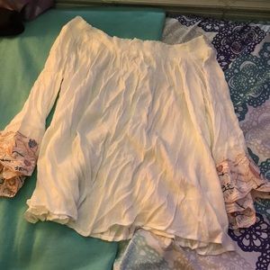 WHITE OFF THE SHOULDER TOP (SHEER)